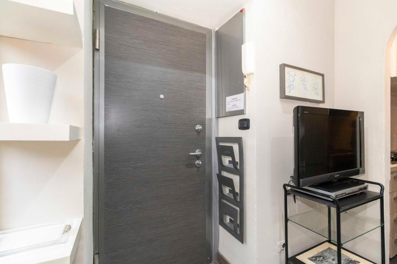 San Salvario Stylish Apartment Turin Exterior photo